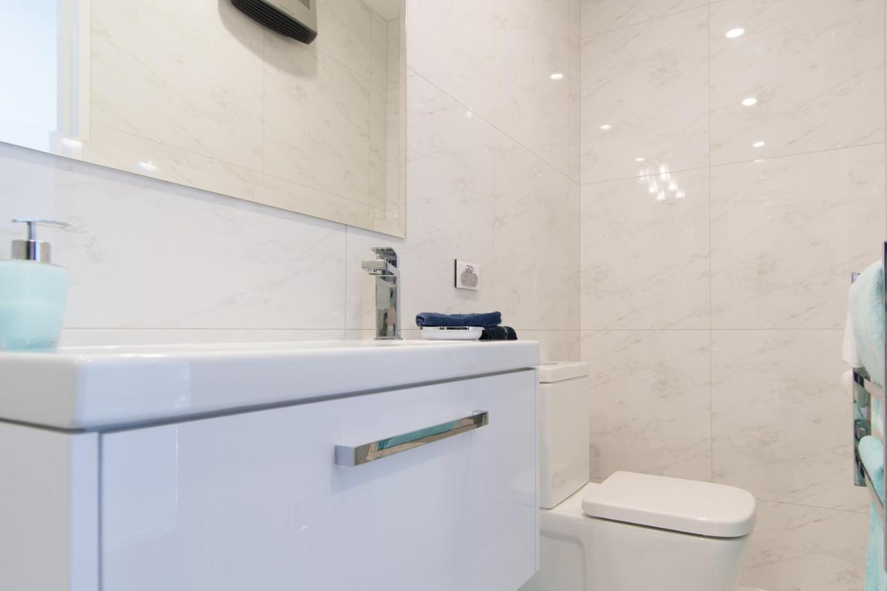 נלסון Aqua-Heights Apartment מראה חיצוני תמונה